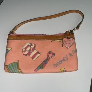 Dooney & Bourke Miami Summertime Clutch Beach Day Print